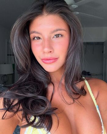 Lydia Lowry