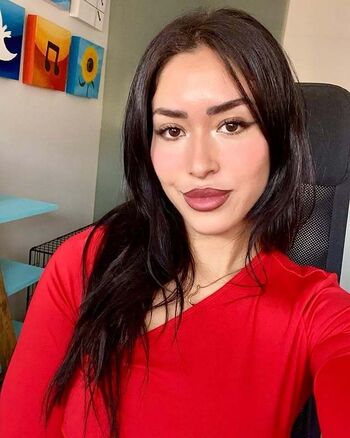 Maricel Freire Hotwife