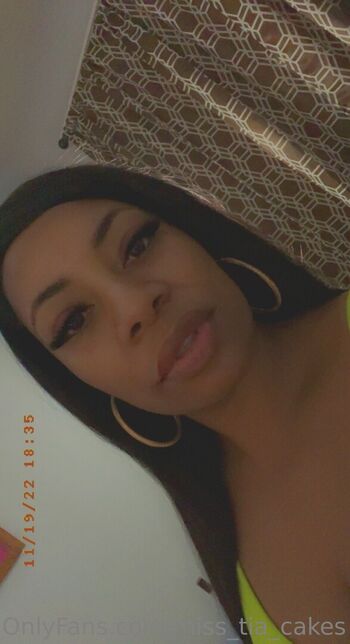 miss_tia_cakes