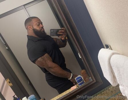 muscleking1