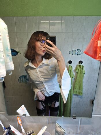 nicki_fox