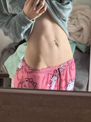 nicoleponyxo