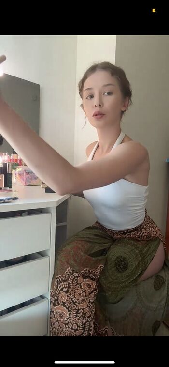 Nicolette Deuel