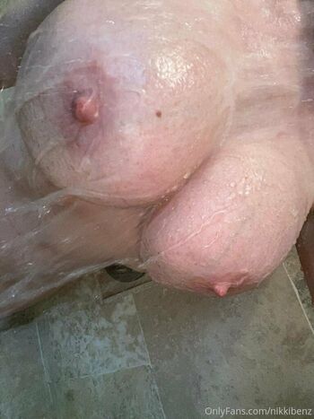 Nikki Benz