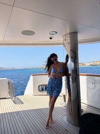 Nina Dobrev