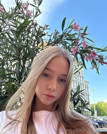 olivia_greys