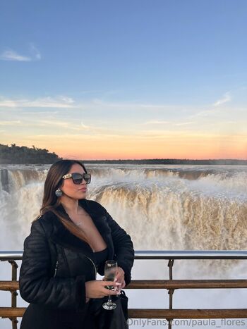 paula_flores