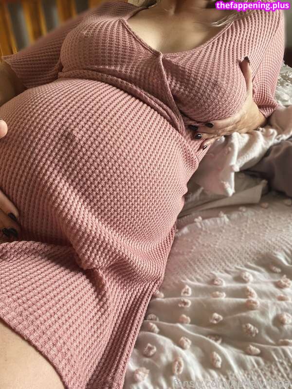 PregnantAddalynKoa