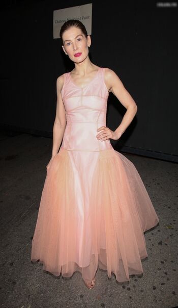 Rosamund Pike