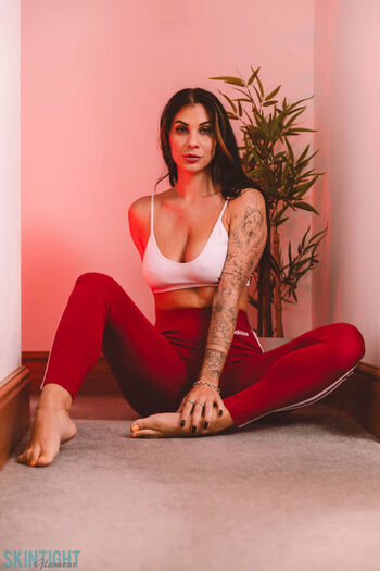 Roxy Light