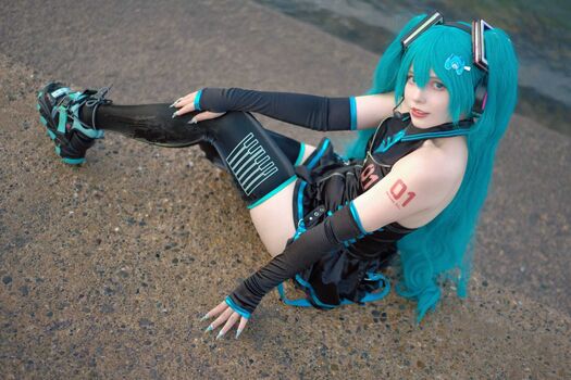 Saya Scarlet