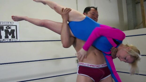 SexyFightingZone & DirtyWrestlingPit