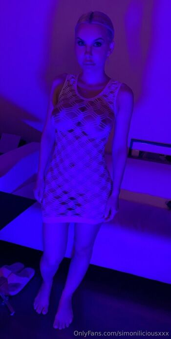simoniliciousxxx