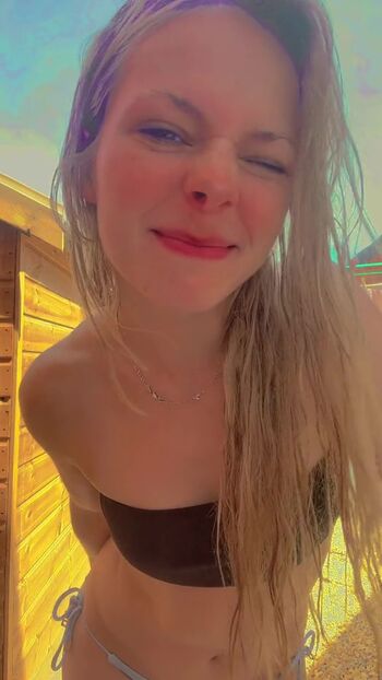 SmileyDani158