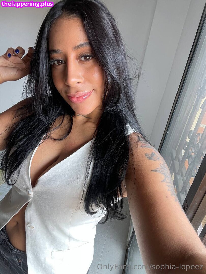 sophia-lopeez
