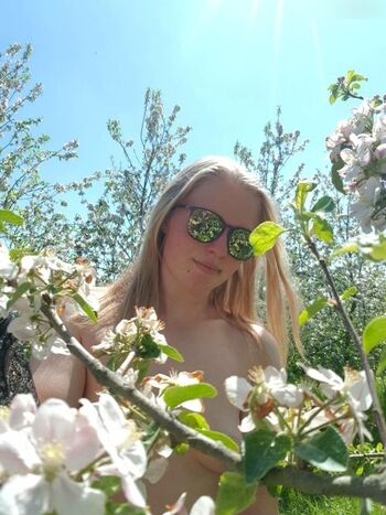 Swissgirl04