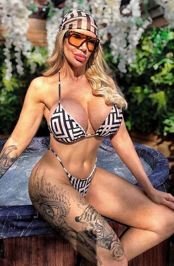 taniaamazon