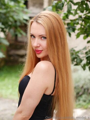 Tati_model_x