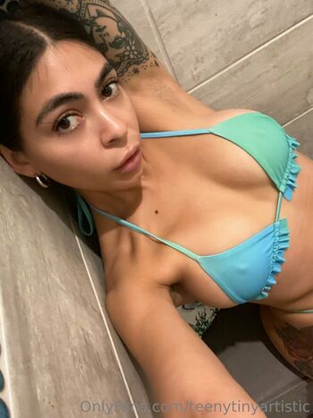 teenytinyartistic