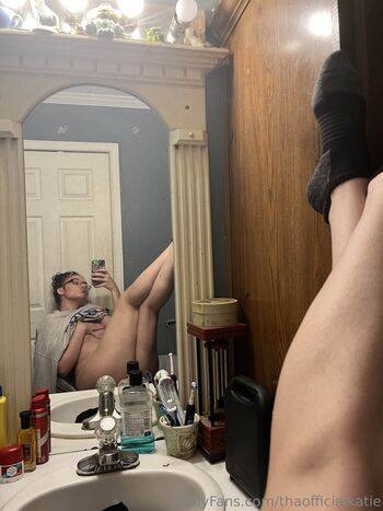 thaofficialkatie
