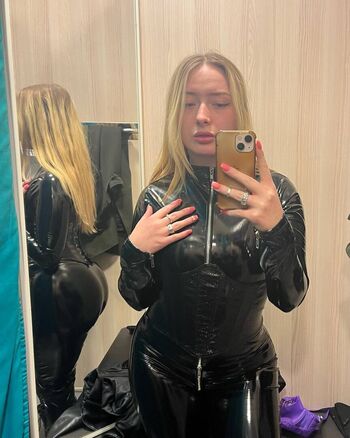 The Dutch Latex Goddess