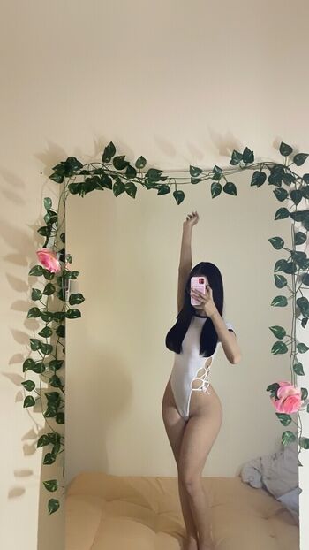 Thick Asian Women