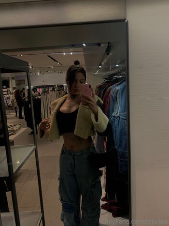 tsjuliaa