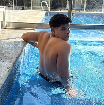 tuhotboy1