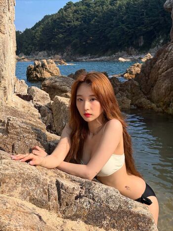 WomenK-pop