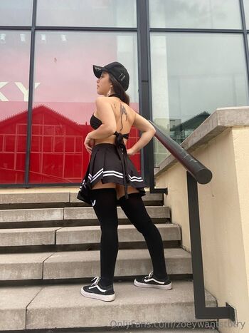 zoeywantstotry