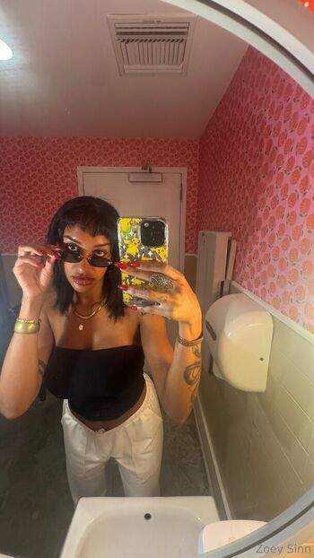 zoeyxsinn